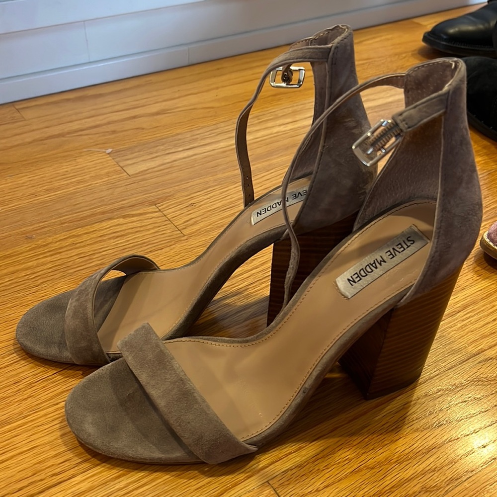 Great condition Steve Madden heels